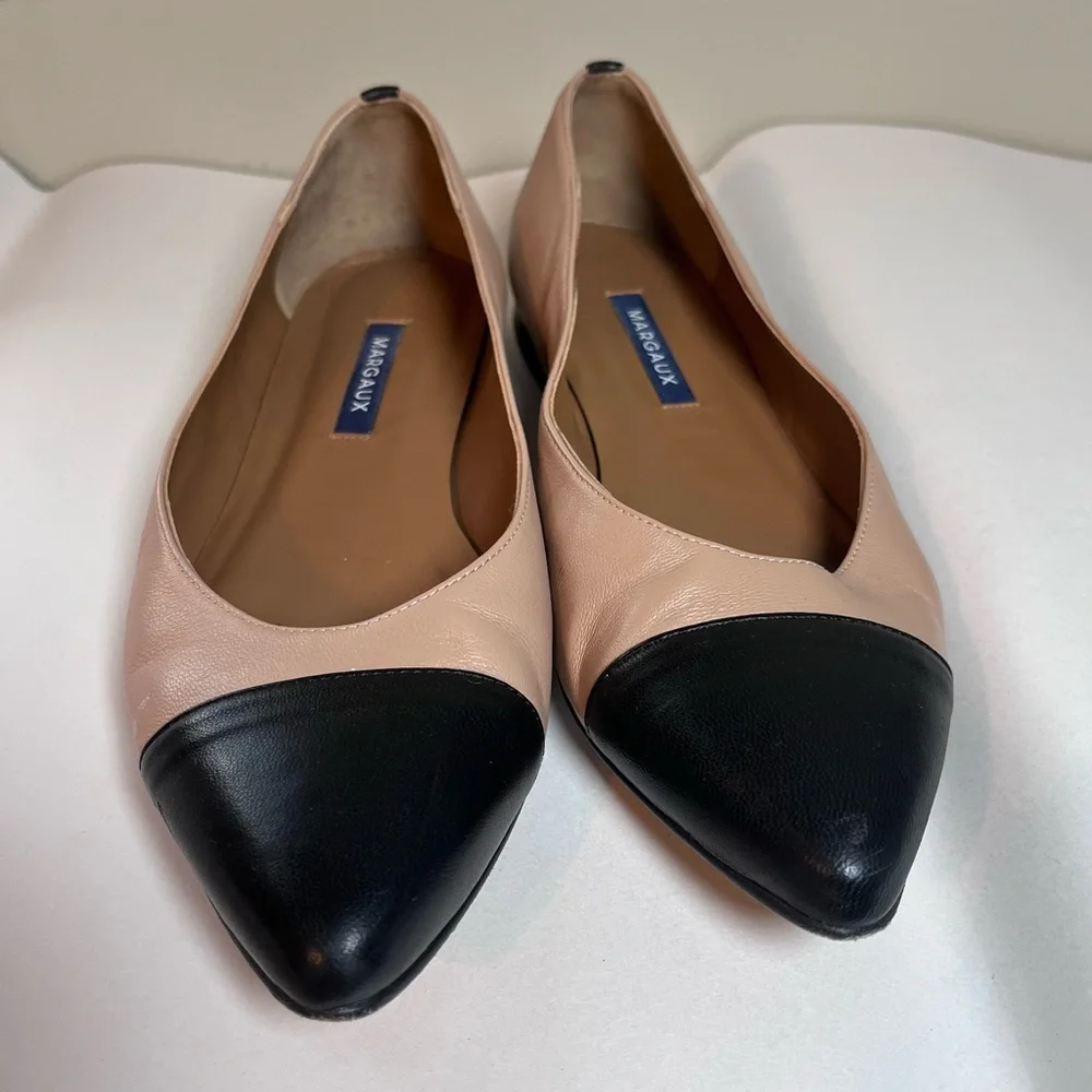Margaux The Pointe Italian Nappa Leather Colorblock Flats Dune Beige Black 37.5W - Picture 3 of 9